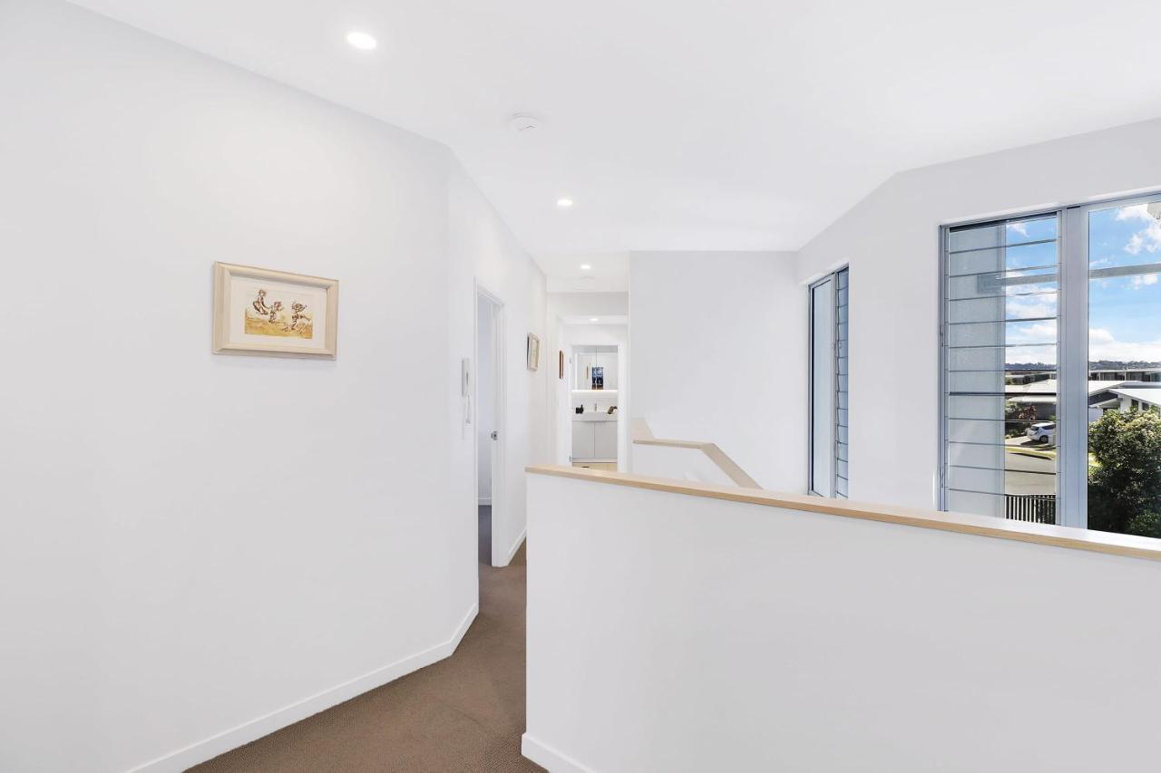 Welcoming Lakeside Getaway With Waterviews, Wifi, Pool & Park Mooloolaba Eksteriør bilde